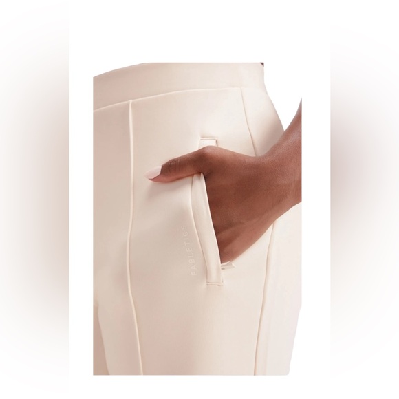 Fabletics Plush Interlock Wide Leg Pant medium. Oat color. Great condition! - Picture 2 of 12